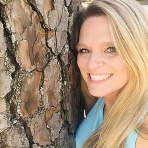 Meet your Posher, Carley